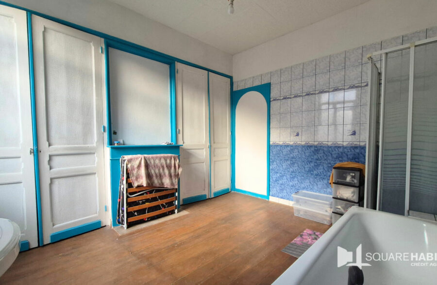 Maison familiale 7 pièces avec extérieur