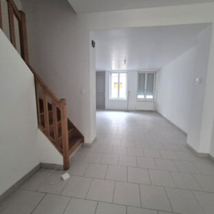 Maison de ville Lillers 3 chambres 1 buanderie cour