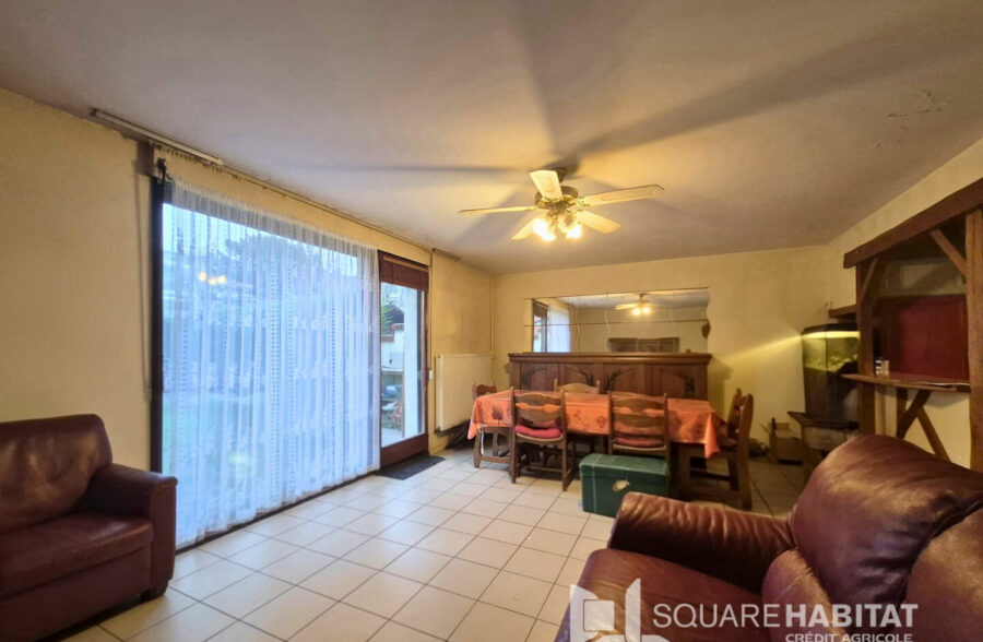 HELLEMMES LILLE – MAISON – TROIS CHAMBRES – UN BUREAU – JARDIN – GARAGE