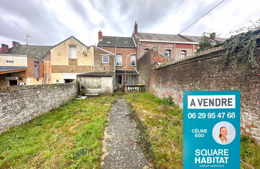 Maison de ville 102m² + jardin idéalement situé à Caudry