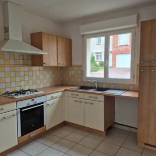 Maison  4 pièce(s) 92 m2