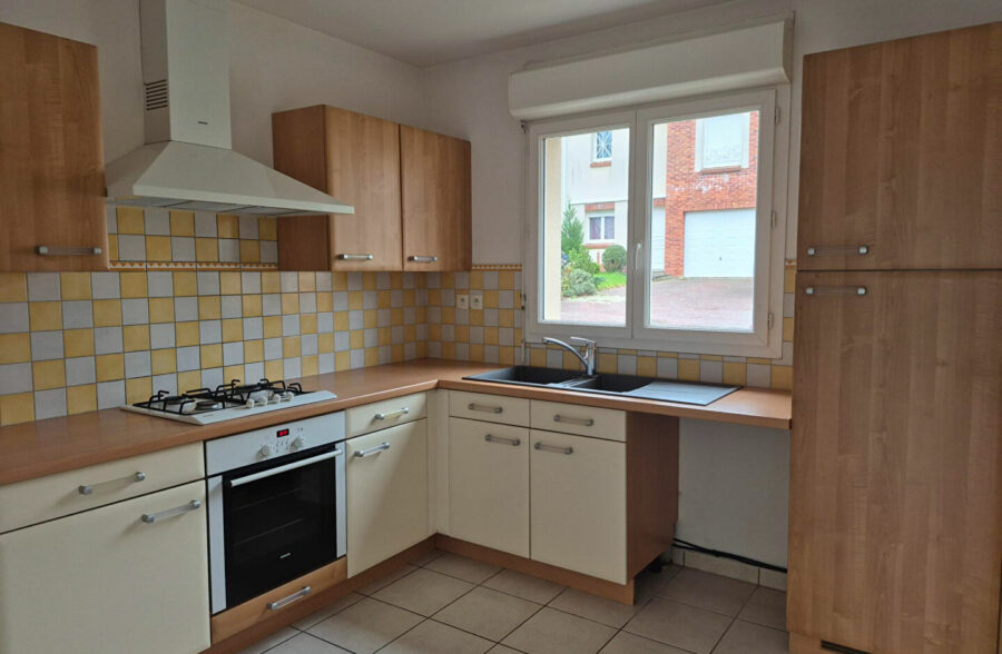 Maison  4 pièce(s) 92 m2