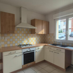 Maison  4 pièce(s) 92 m2