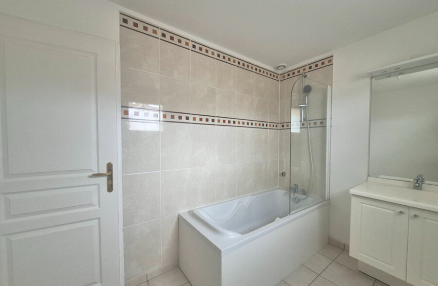 Maison  4 pièce(s) 92 m2