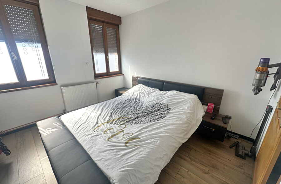 Maison de ville moderne avec piscine