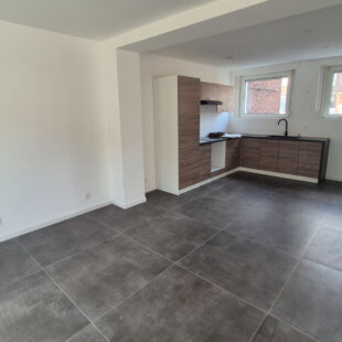 Maison Tourcoing 4 pièce(s) 95 m2, jardin et garage.  Sous compromis 