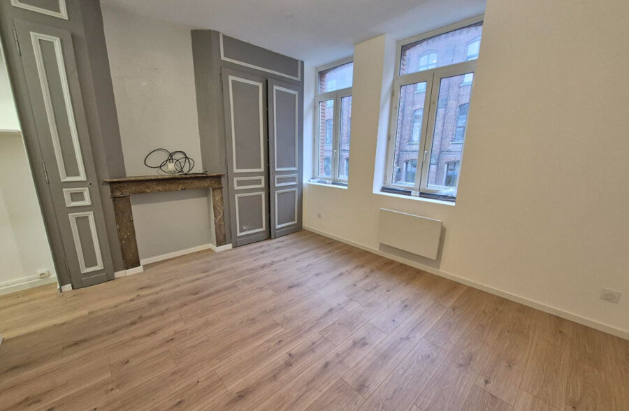 LA CATHO -PLACE DU MARECHAL LECLERC