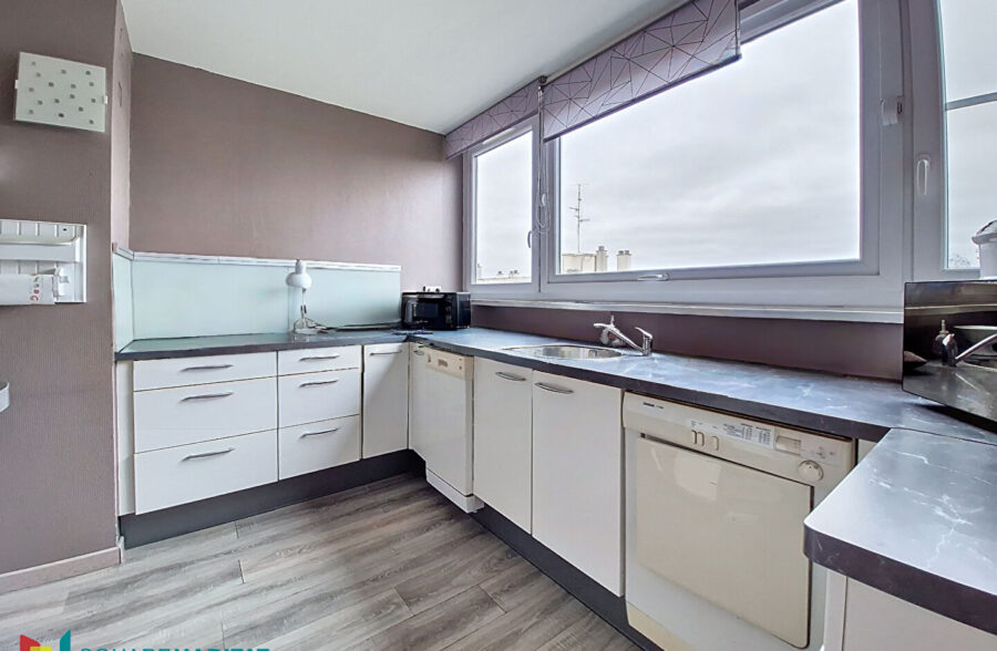 Appartement Tourcoing 4 pièce(s) 100.01 m2