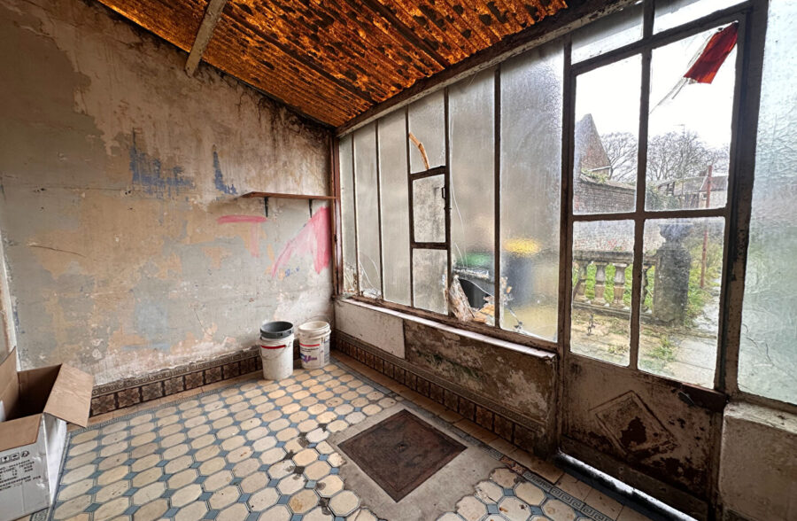 Maison de ville 102m² + jardin idéalement situé à Caudry