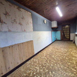 Maison semi individuelle ,jardin , garage !