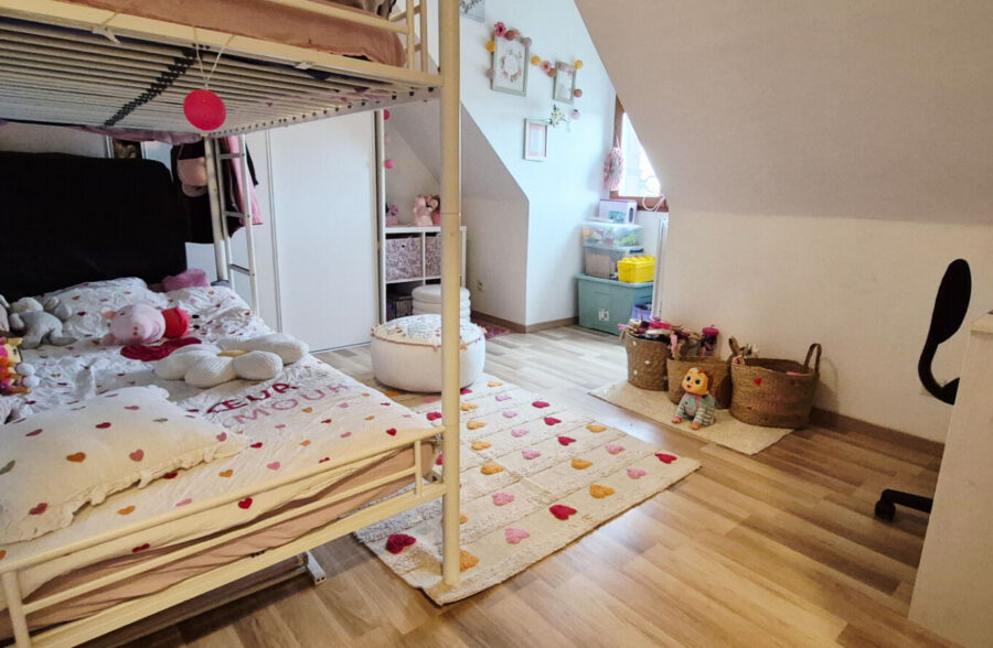 Pavillon individuel semi plain pied en brique