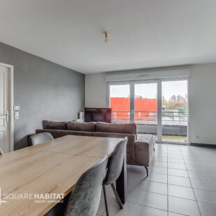 Appartement  2 pièces 45m2 avec balcon et place de parking