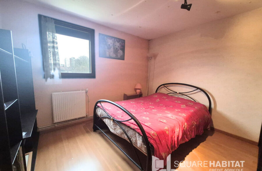 HELLEMMES LILLE – MAISON – TROIS CHAMBRES – UN BUREAU – JARDIN – GARAGE