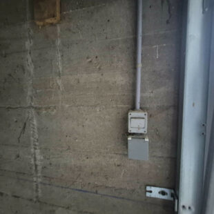 Garage fermé à 150M de la plage !