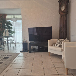 VIEUX LILLE – 4 pieces 97 m2 + balcon + parking + cave 7,5m² + local vélos