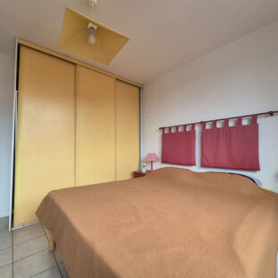 VIEUX LILLE – 4 pieces 97 m2 + balcon + parking + cave 7,5m² + local vélos