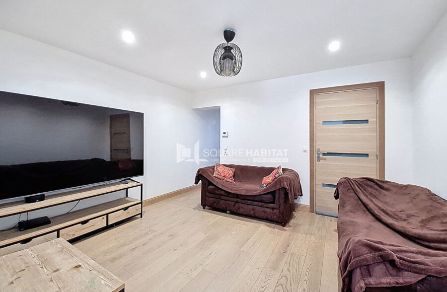 SECTEUR DES FRANCS- 1930 INTEGRALEMENT RENOVEE