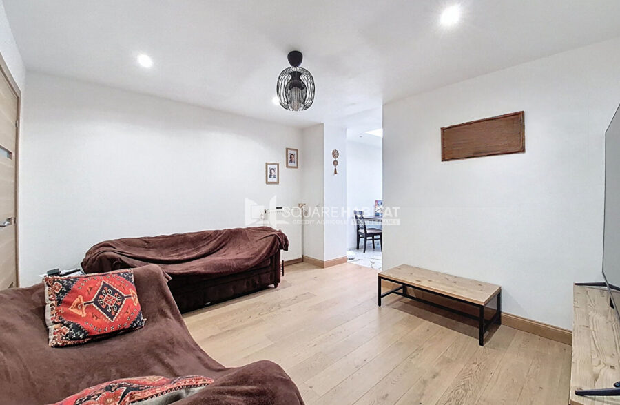 SECTEUR DES FRANCS- 1930 INTEGRALEMENT RENOVEE