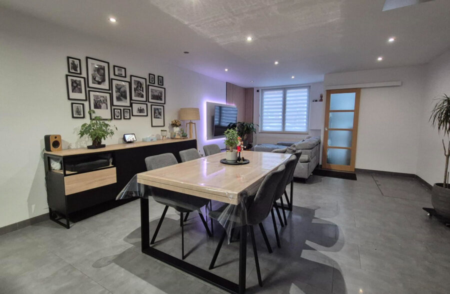 À Wattrelos, secteur Hôpital – Spacieuse maison des années 30 avec jardin