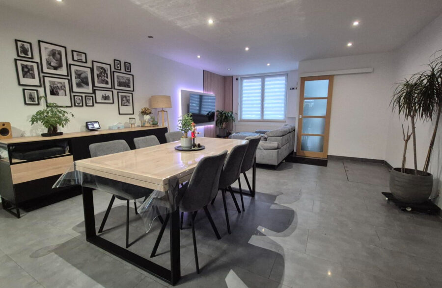 À Wattrelos, secteur Hôpital – Spacieuse maison des années 30 avec jardin