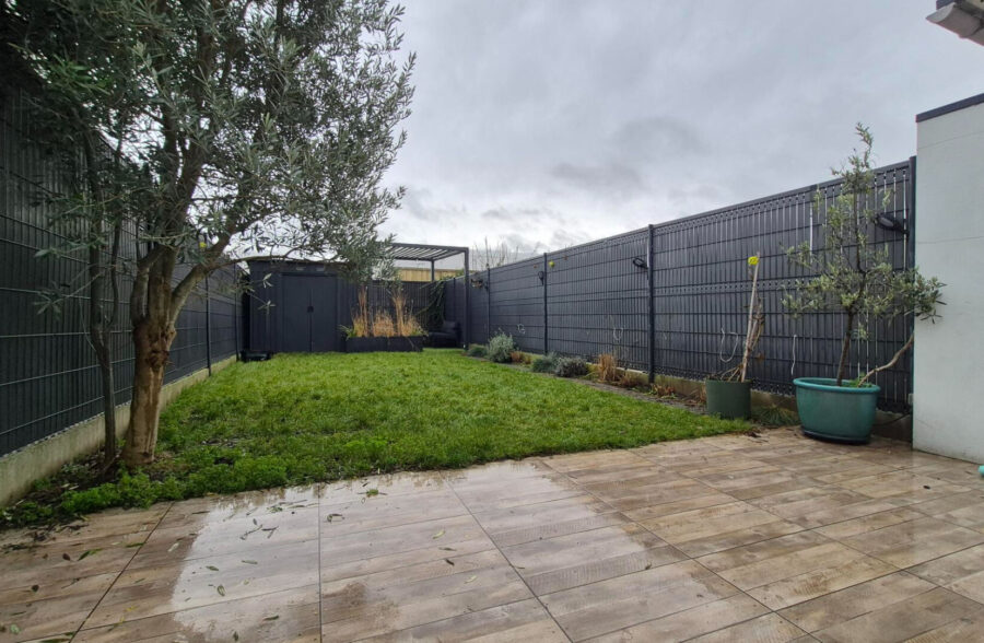 À Wattrelos, secteur Hôpital – Spacieuse maison des années 30 avec jardin