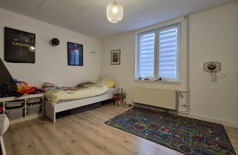 À Wattrelos, secteur Hôpital – Spacieuse maison des années 30 avec jardin