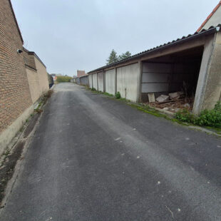 Lot de 40 garages sur La Bassée