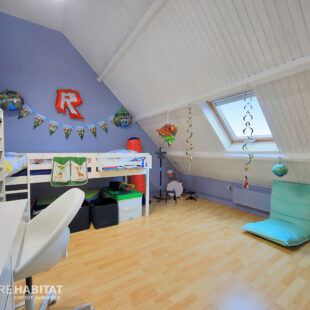 Maison individuelle 134m², 5 chambres, sous-sol complet et jardin