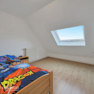 Maison individuelle 134m², 5 chambres, sous-sol complet et jardin