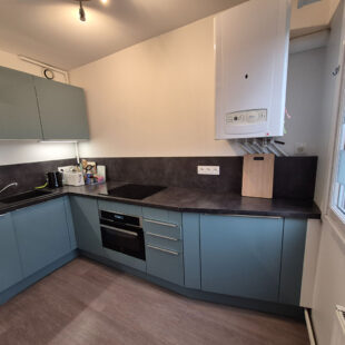 LILLE  limite LOOS T2 avec parking et cave