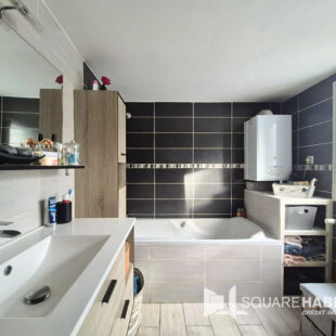 Maison Lille 4 pièce(s) 84.10 m2 jardin – 2 places de stationnement