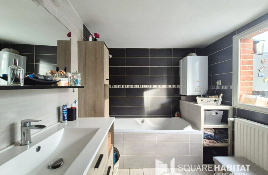 Maison Lille 4 pièce(s) 84.10 m2 jardin – 2 places de stationnement