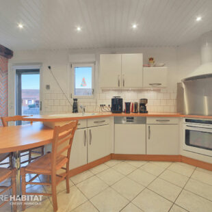 Maison individuelle 134m², 5 chambres, sous-sol complet et jardin