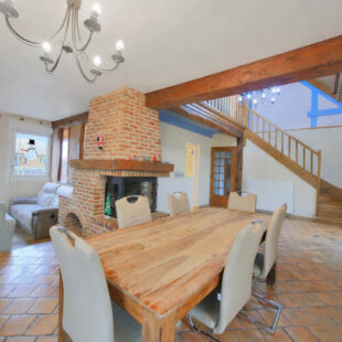 Maison individuelle 134m², 5 chambres, sous-sol complet et jardin