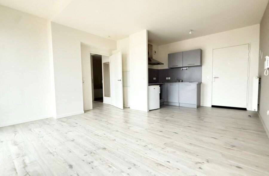 LA CATHO/ICAM  APPARTEMENT DE TYPE 2