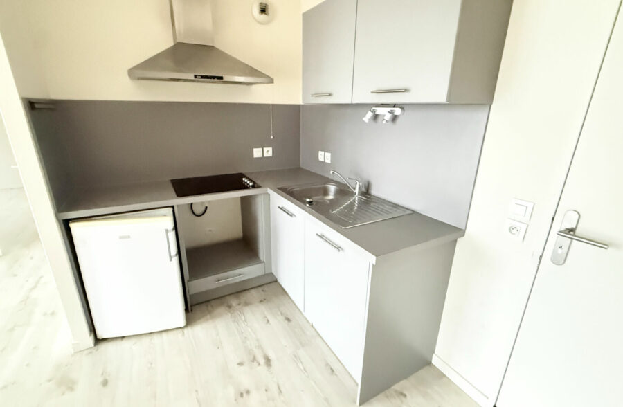 LA CATHO/ICAM  APPARTEMENT DE TYPE 2