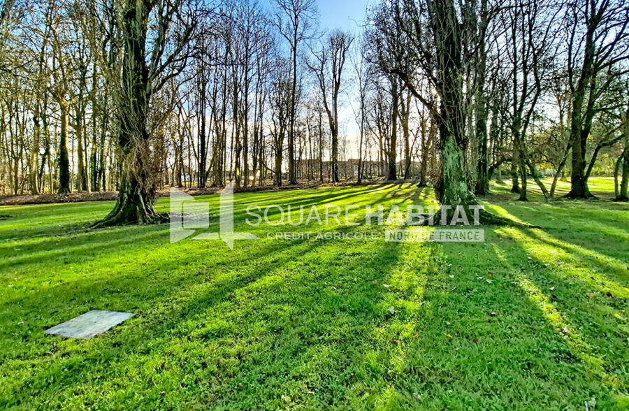 Appartement Parc d’Auteuil, entièrement rénové. Balcon, 2 chambres, parking et cave.