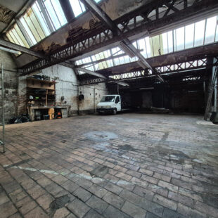 Immeuble de 19 lots ( dont 11 garages)