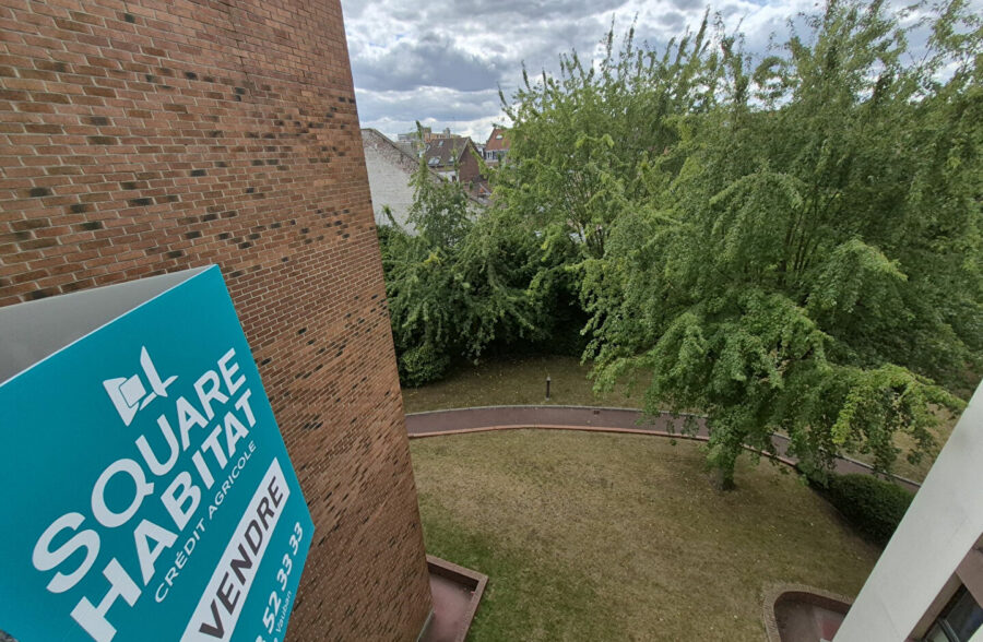 VAUBAN- CATHO :T4 avec balcons, cave et parking