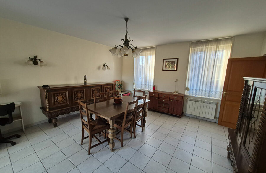 Maison  4 pièce(s) 152 m2