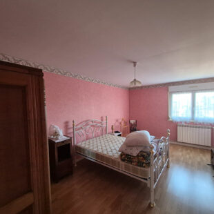 Maison  4 pièce(s) 152 m2