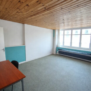 Maison à rénover sur Attiches 5 pièce(s) 126 m2