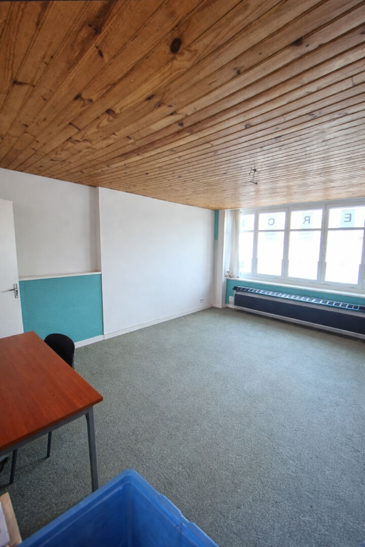 Maison à rénover sur Attiches 5 pièce(s) 126 m2