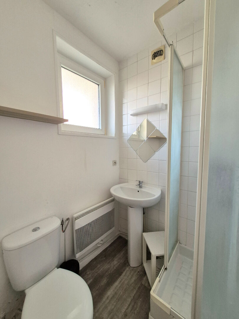 LILLE MOULINS/FAC DE DROIT : STUDIO LUMINEUX DE 28M² AVEC CAVE PRIVATIVE