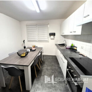 Immeuble Grand-fort-philippe 9 pièce(s) 210 m2