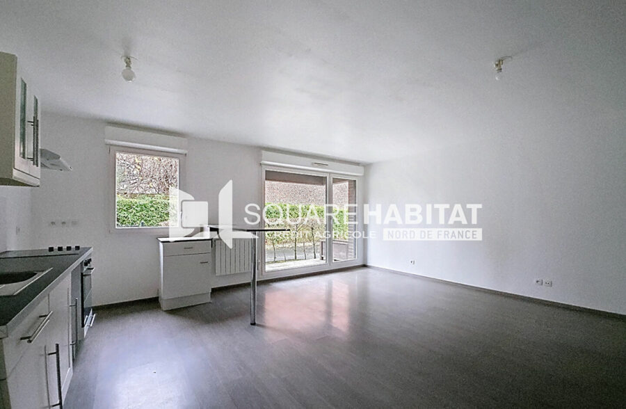 LILLE – APPARTEMENT – 2 CHAMBRES – EXTERIEUR – PARKING – PAS DE TRAVAUX