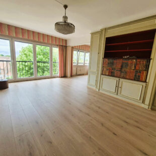 Appartement  3 chambres , garage, secteur Egalité