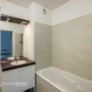 Saint -André, proximité Gare, Citadelle, Appartement  2 pièce(s) 39.44 m2 et parking