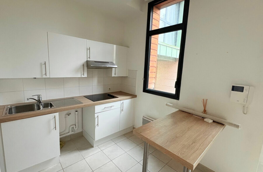 VIEUX LILLE CHARMANT DUPLEX  AVEC TERRASSE