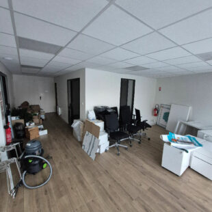 Bâtiment à usage mixte idéalement situé